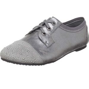 Wanted silver/pewter stud oxford/sneaker size 10